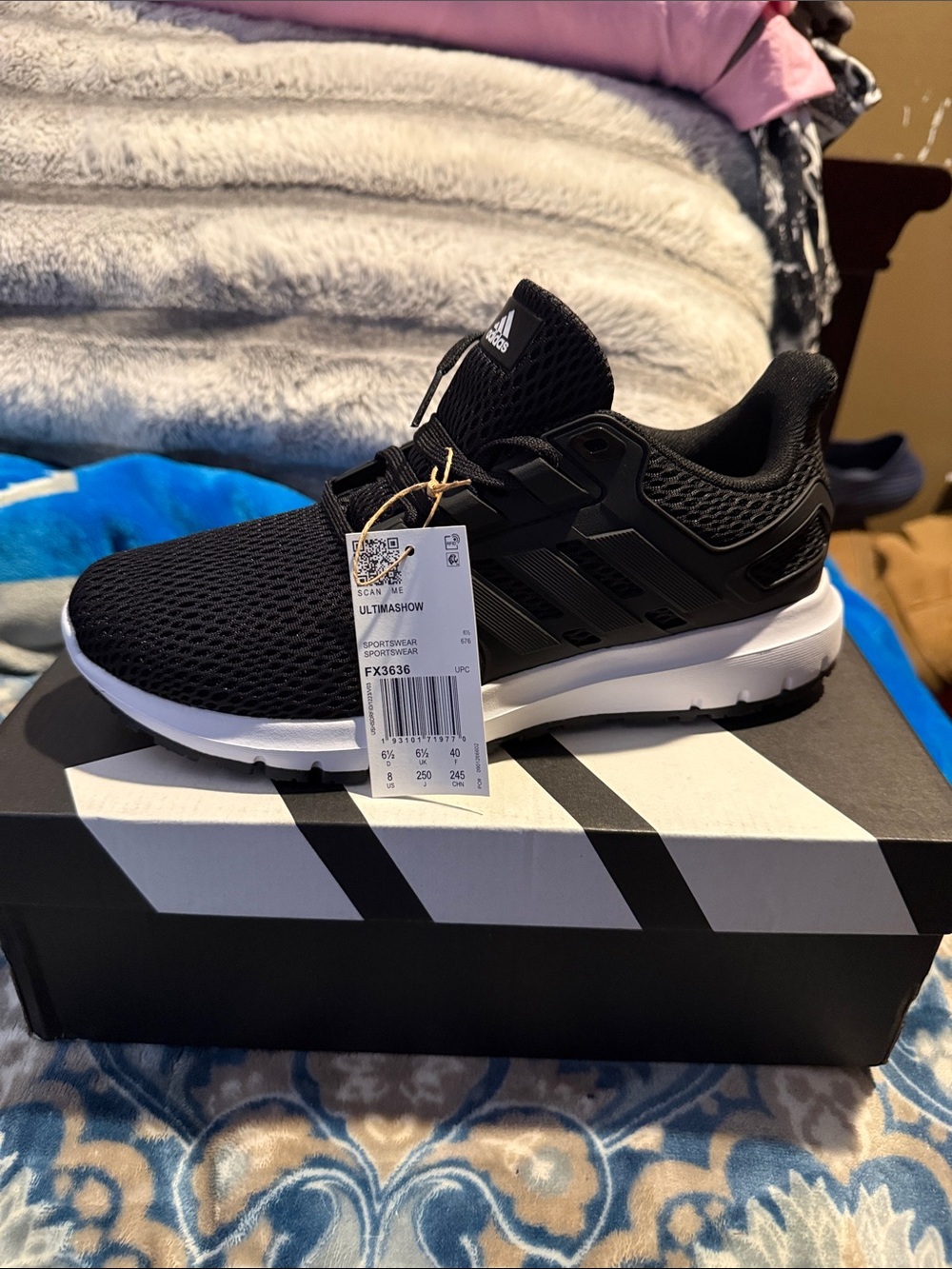 adidas Men’s Black and White Ultrashow Sneaker